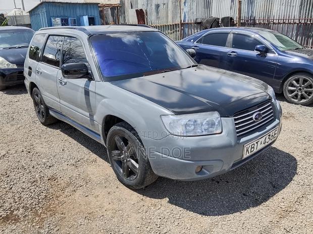 Subaru Forester 2005 Gray