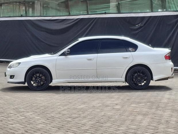 Subaru Legacy 2.0 GT SportShift Premium 2006 White