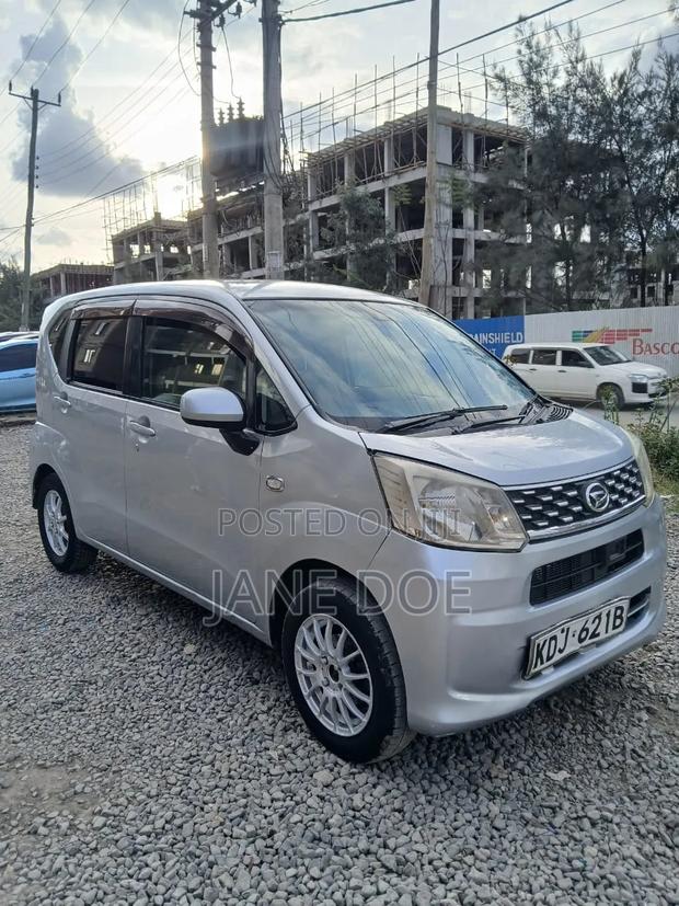 Daihatsu Move 2015 Silver