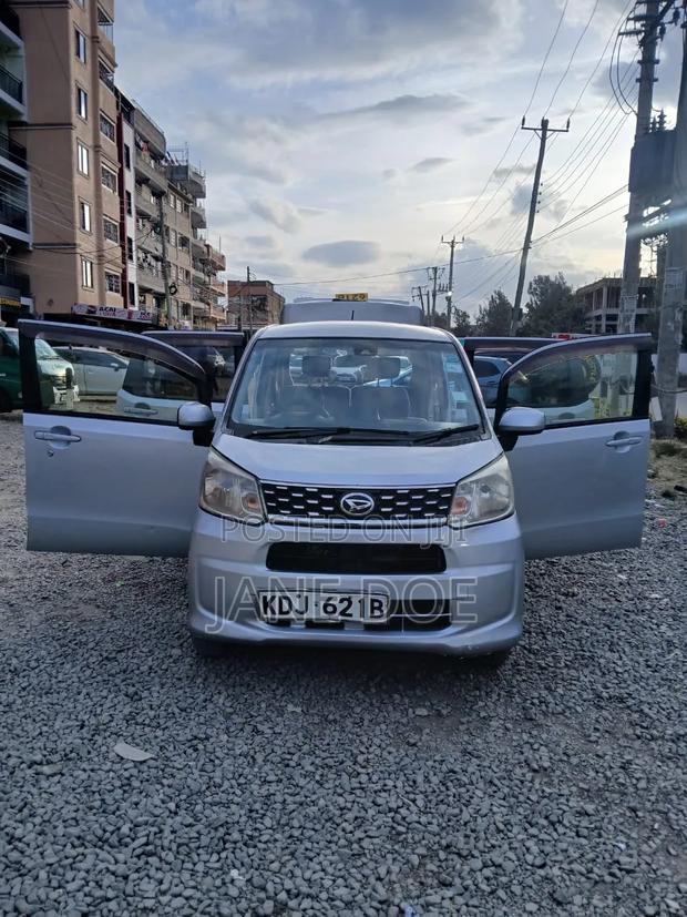 Daihatsu Move 2015 Silver
