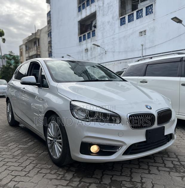BMW 218d 2018 White
