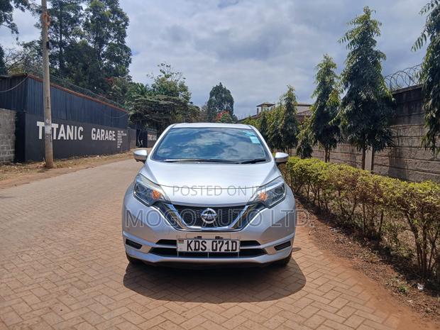 Nissan Note 2017 Silver