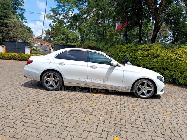 Mercedes-Benz E200 2016 White