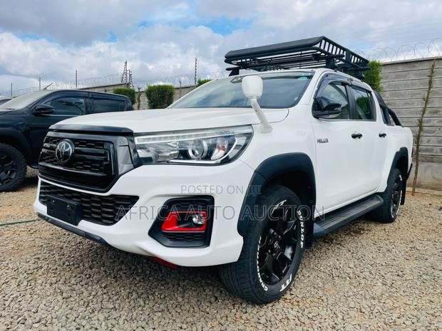 Toyota Hilux 2.4 Diesel 2020 White
