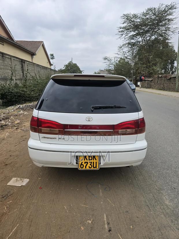 Toyota Vista 2003 White