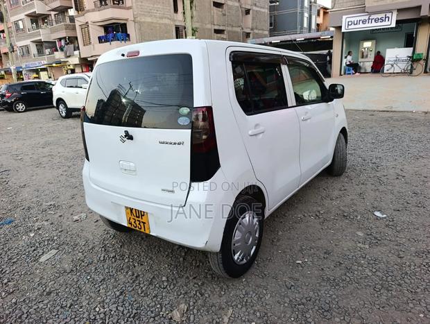 Suzuki Wagon R 2016 White