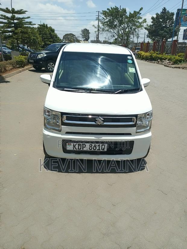 Suzuki Wagon R 2017 White