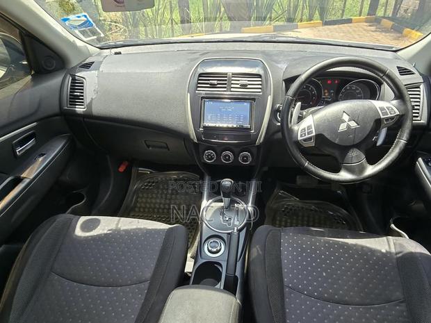 Mitsubishi RVR 2013 White