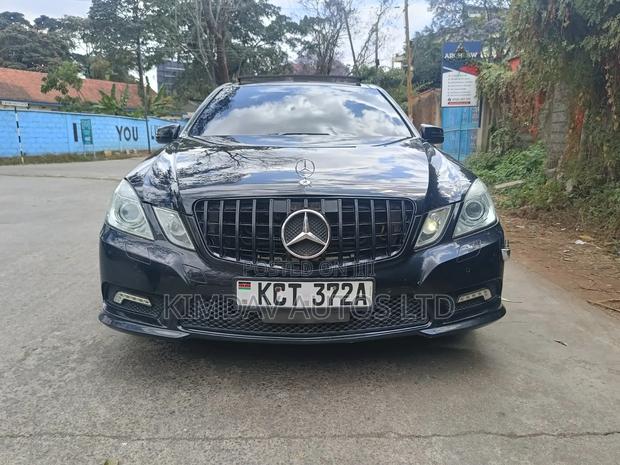 Mercedes-Benz E250 2011 Black