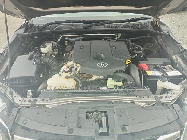 Toyota Fortuner 2019 Silver