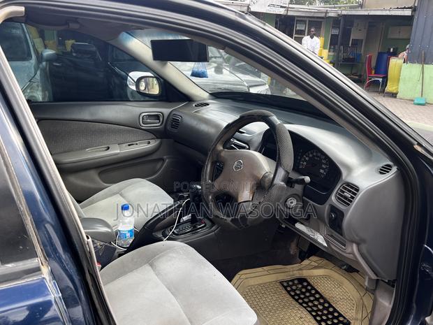 Nissan Sunny B15 Sedan 1.5 2004 Blue