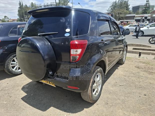 Toyota Rush 1.5 RWD 2010 Black
