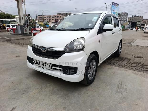 Daihatsu Mira 2015 White