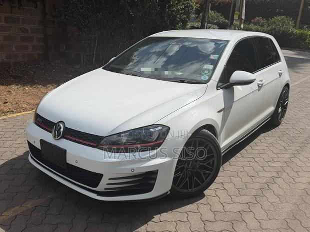 Volkswagen Golf 2014 White