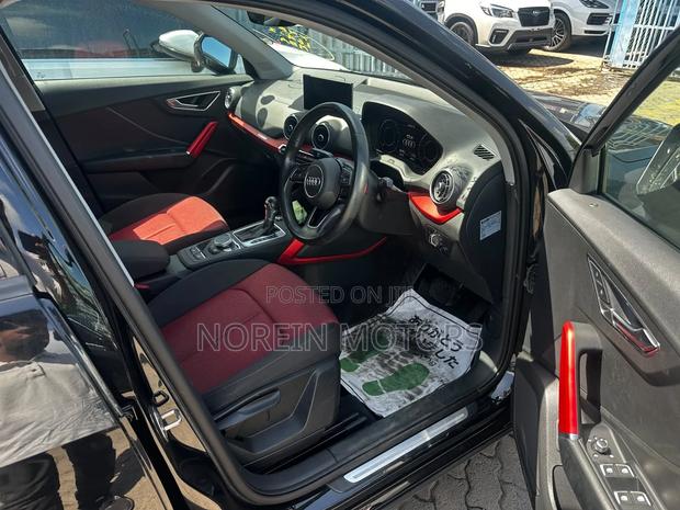 Audi Q2 2020 Matt Black