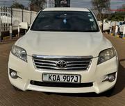 Toyota Vanguard 2013 White for sale