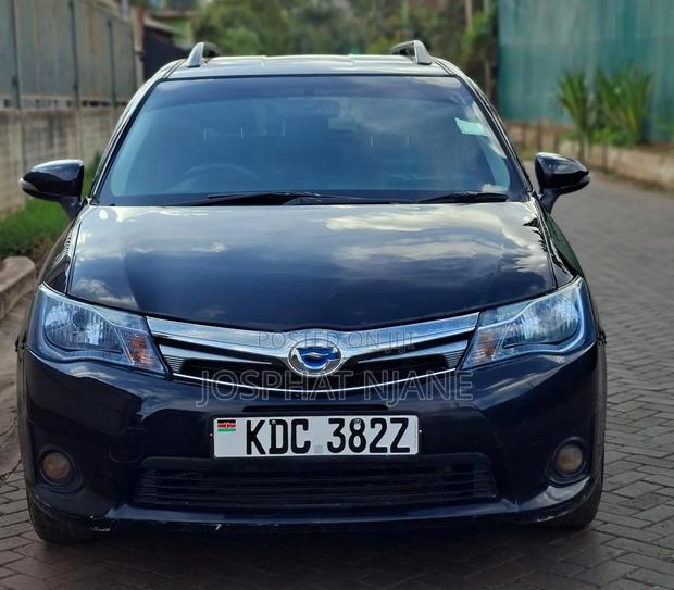 Toyota Corolla Fielder 2014 Black