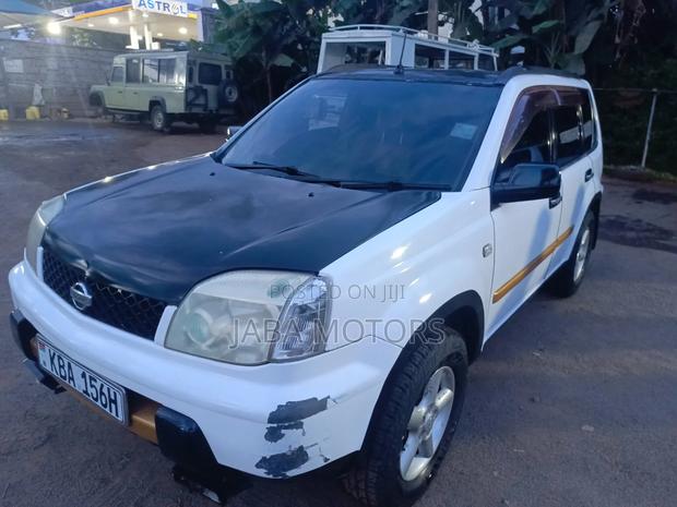 Nissan X-Trail 2000 White