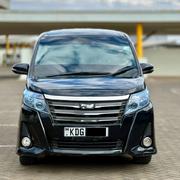 Toyota Noah 2.0 FWD (7 Seater) 2014 Black for sale