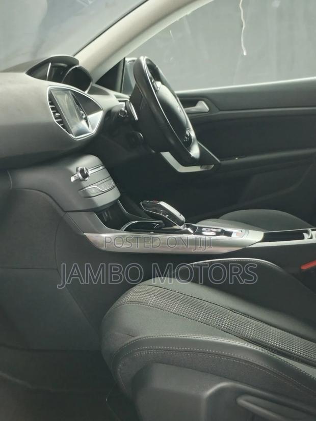 Peugeot 308 2020