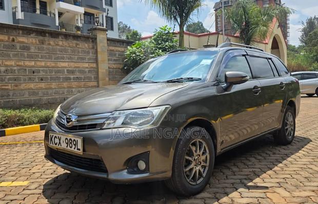 Toyota Corolla Fielder 2014 Brown