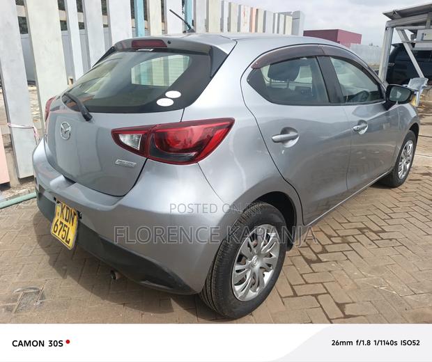 Mazda Demio 2016 Silver