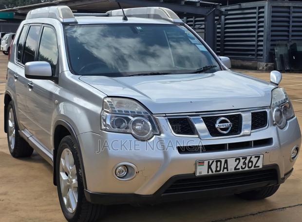 Nissan X-Trail 2013 Silver