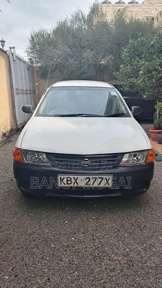 Nissan Advan 2007 White