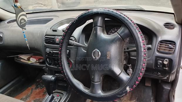 Nissan Advan 2007 White