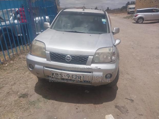 Nissan X-Trail 2004 Silver