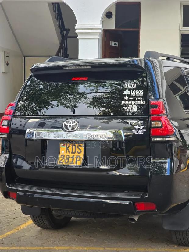 Toyota Land Cruiser Prado 2019 Matt Black