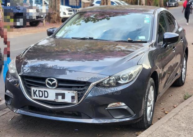 Mazda Axela SV Premium 2014 Gray