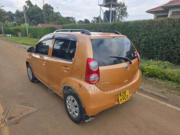 Toyota Passo 1.0 FWD 2014 Brown