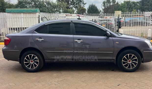 Toyota Premio 2004 Purple