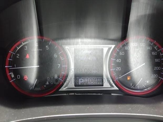 Suzuki Escudo 2020 Red