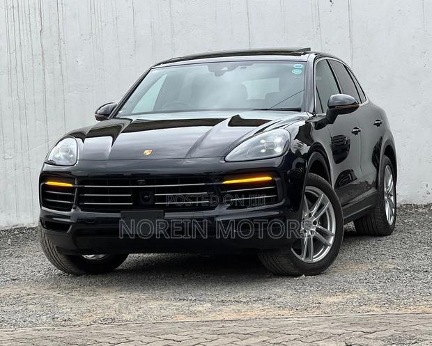 Porsche Cayenne 2020 Matt Black