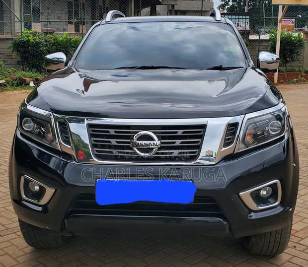 Nissan DoubleCab 2019 Black