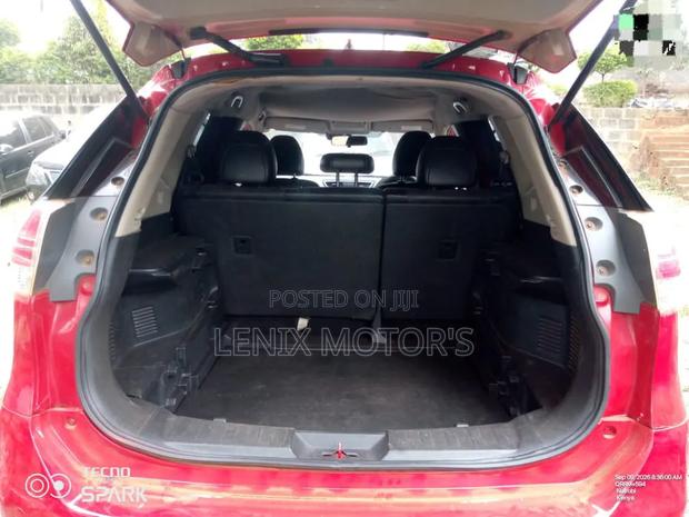 Nissan X-Trail 2.0 Petrol AWD 2014 Red