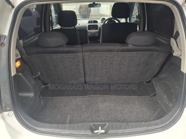 Toyota Passo 2010 White
