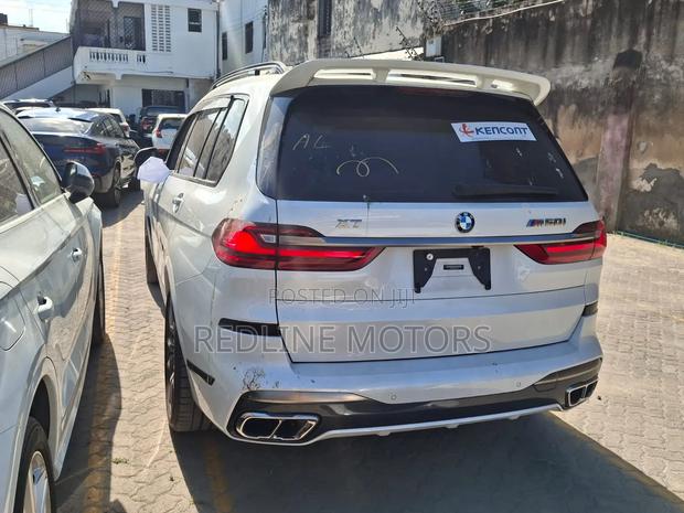 BMW X7 M50i 2020 White