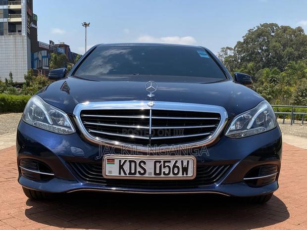 Mercedes-Benz E250 SV Premium 2014 Blue