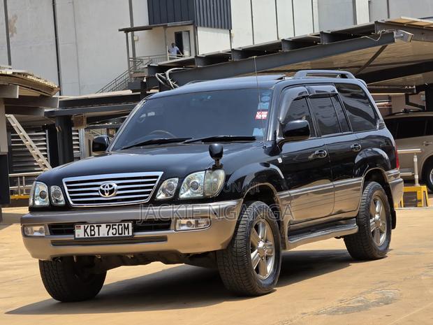 Toyota Land Cruiser 2005 Blue