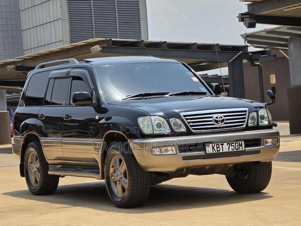 Toyota Land Cruiser 2005 Blue