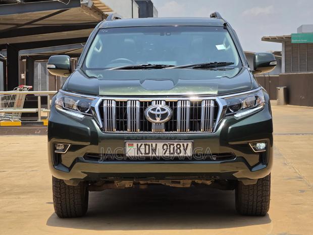 Toyota Land Cruiser Prado 2014 Green