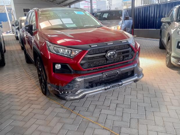 Toyota RAV4 2020 Red