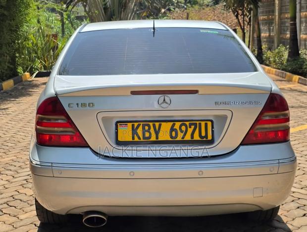 Mercedes-Benz C180 2007 Silver