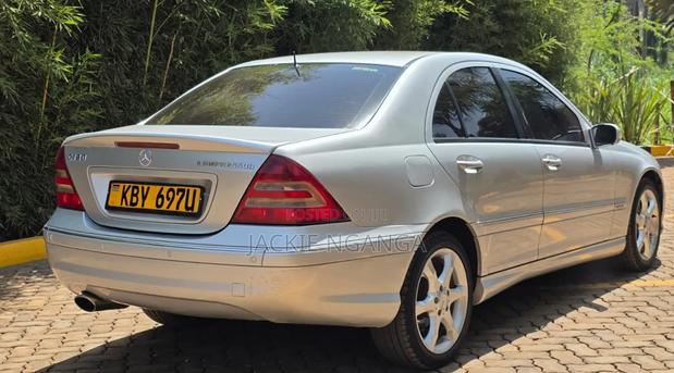 Mercedes-Benz C180 2007 Silver