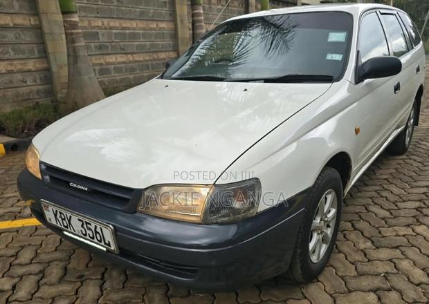 Toyota Caldina 2001 White