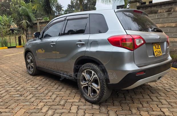 Suzuki Escudo 2016 Silver