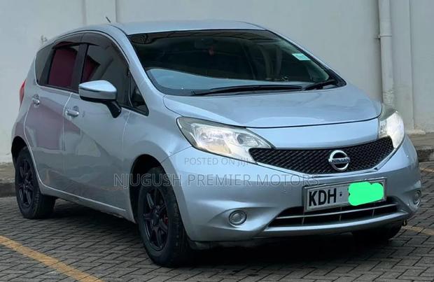 Nissan Note 2015 Silver